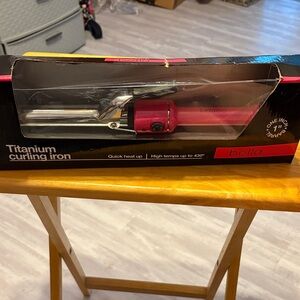 Bella Pro Pink Curling Iron